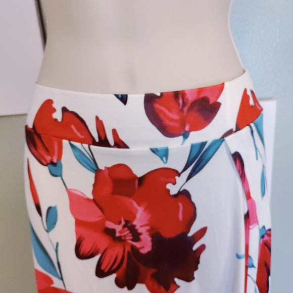 Maxi Thigh Split Skirt Floral Print - Picture 4 of 5